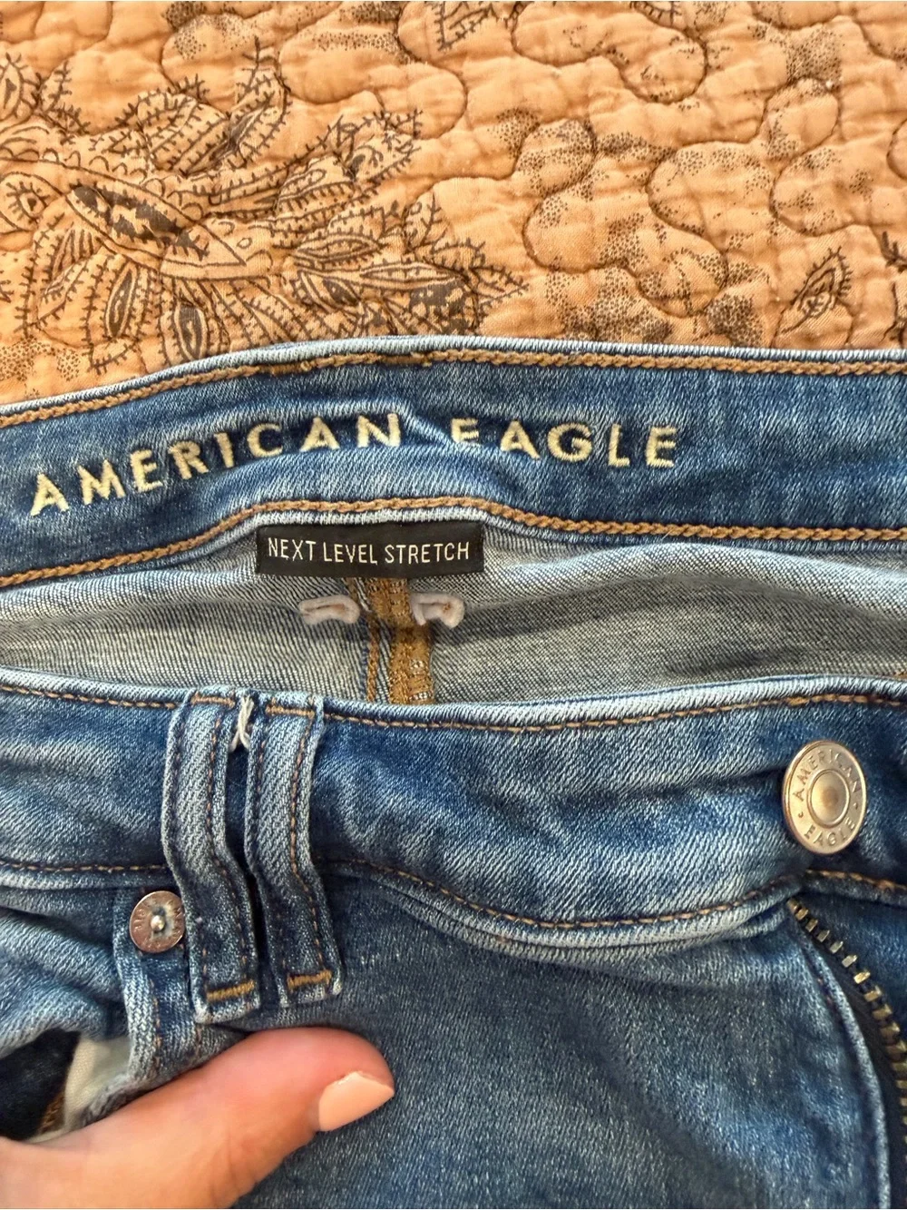 American Eagle Outfitters Low Rise Flare Jeans SZ 14